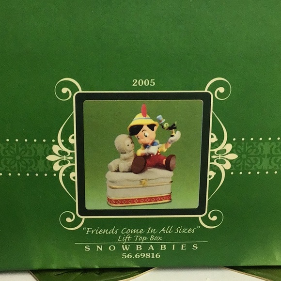 Department 56 Snowbabies guest collection. Walt Disney Showcase collection - Picture 10 of 13
